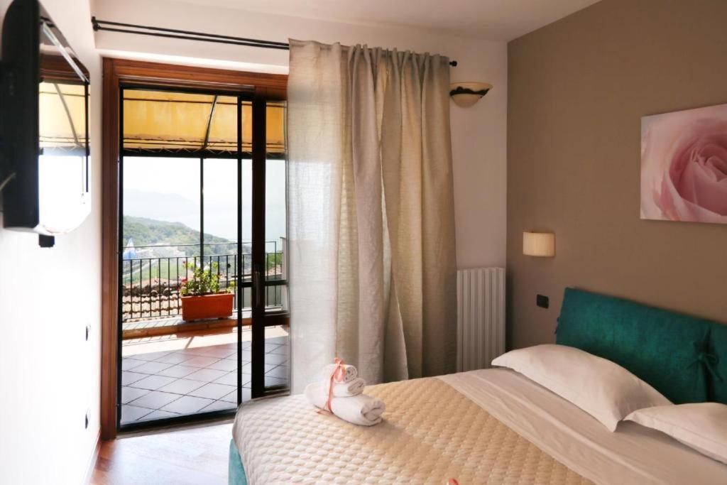 Bed and Breakfast Casa Rosaria Amalfi Coast à Vietri Extérieur photo